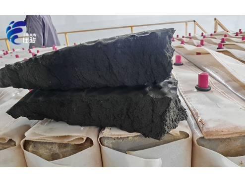 工業(yè)污泥處理，選對(duì)藥劑很重要-青島仕駿